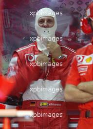 04.04.2003 SAO PAULO, BRASILIEN, BR, FORMEL1, FREITAG, TRAINING, MICHAEL SCHUMACHER (D, 01), SCUDERIA FERRARI MARLBORO, IN DER BOX (PIT) - AUTODROMO JOSE CARLOS PACE, INTERLAGOS (2003 GRAND PRIX OF BRAZIL, FORMEL 1, F1).  c COPYRIGHT: PHOTOS MIT - XPB.CC - KENNZEICHNEN, WEITERE BILDER AUF WWW.XPB.CC, EMAIL: INFO@XPB.CC - BELEGEXEMPLARE SENDEN.