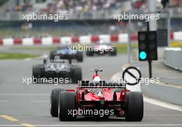 13.06.2003 Montreal, Kanada, CAN, Formel1, Freitag, Michael Schumacher (D, 01), Scuderia Ferrari Marlboro, F2003-GA, auf der Strecke (Track) - Formel 1 Grand Prix (GP) von Kanada 2003 auf dem Circuit Gilles Villeneuve, Ile Notre-Dame, Canada, Quebec, F1 - Weitere Bilder auf www.xpb.cc, eMail: info@xpb.cc - Belegexemplare senden. Abdruck ist honorarpflichtig. c Copyrightnachweis: xpb.cc