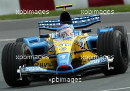 13.06.2003 Montreal, Kanada, CAN, Formel1, Freitag, freies Training, Jarno Trulli (I, 07), Mild Seven Renault F1 Team, R23, auf der Strecke (Track) - Formel 1 Grand Prix (GP) von Kanada 2003 auf dem Circuit Gilles Villeneuve, Ile Notre-Dame, Canada, Quebec, F1 - Weitere Bilder auf www.xpb.cc, eMail: info@xpb.cc - Belegexemplare senden. Abdruck ist honorarpflichtig. c Copyrightnachweis: xpb.cc