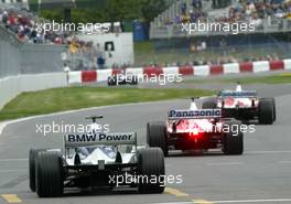13.06.2003 Montreal, Kanada, CAN, Formel1, Freitag, Ralf Schumacher (D, 04), BMW WilliamsF1 Team, FW25, auf der Strecke (Track) - Formel 1 Grand Prix (GP) von Kanada 2003 auf dem Circuit Gilles Villeneuve, Ile Notre-Dame, Canada, Quebec, F1 - Weitere Bilder auf www.xpb.cc, eMail: info@xpb.cc - Belegexemplare senden. Abdruck ist honorarpflichtig. c Copyrightnachweis: xpb.cc