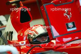 14.06.2003 Montreal, Kanada, CAN, Formel1, Samstag, Michael Schumacher (D, 01, F2003-GA), Scuderia Ferrari Marlboro, in der Box (Pit) - Formel 1 Grand Prix (GP) von Kanada 2003 auf dem Circuit Gilles Villeneuve, Ile Notre-Dame, Canada, Quebec, F1 - Weitere Bilder auf www.xpb.cc, eMail: info@xpb.cc - Belegexemplare senden. Abdruck ist honorarpflichtig. c Copyrightnachweis: xpb.cc