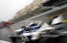 14.06.2003 Montreal, Kanada, CAN, Formel1, Samstag, Juan-Pablo Montoya (Juan Pablo, CO, 03), BMW WilliamsF1 Team, fährt aus der Box (Pit) - Formel 1 Grand Prix (GP) von Kanada 2003 auf dem Circuit Gilles Villeneuve, Ile Notre-Dame, Canada, Quebec, F1 - Weitere Bilder auf www.xpb.cc, eMail: info@xpb.cc - Belegexemplare senden. Abdruck ist honorarpflichtig. c Copyrightnachweis: xpb.cc