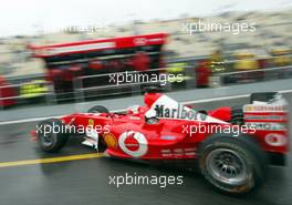 14.06.2003 Montreal, Kanada, CAN, Formel1, Samstag, Rubens Barrichello (BR, 02, F2003-GA), Scuderia Ferrari Marlboro, fährt aus der Box (Pit) - Formel 1 Grand Prix (GP) von Kanada 2003 auf dem Circuit Gilles Villeneuve, Ile Notre-Dame, Canada, Quebec, F1 - Weitere Bilder auf www.xpb.cc, eMail: info@xpb.cc - Belegexemplare senden. Abdruck ist honorarpflichtig. c Copyrightnachweis: xpb.cc