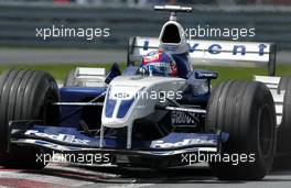 15.06.2003 Montreal, Kanada, CAN, Formel1, Sonntag, Rennen, Juan-Pablo Montoya (Juan Pablo, CO, 03), BMW WilliamsF1 Team, FW25, auf der Strecke (Track) mit einem abgerissenem Spiegel - Formel 1 Grand Prix (GP) von Kanada 2003 auf dem Circuit Gilles Villeneuve, Ile Notre-Dame, Canada, Quebec, F1 - Weitere Bilder auf www.xpb.cc, eMail: info@xpb.cc - Belegexemplare senden. Abdruck ist honorarpflichtig. c Copyrightnachweis: xpb.cc