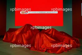 07.02.2003 Maranello, Italien, Ferrari, offizielle Formel1 Präsentation (Launch des F2003GA), Scuderia Ferrari Marlboro, in der neuen Logistik-Halle auf dem Gelände von Ferrari - (Februar, Mugello, Italy, Formel 1, F1, 2003)  c Copyright: Photos mit - xpb.cc - kennzeichnen, weitere Bilder auf der Bilddatenbank