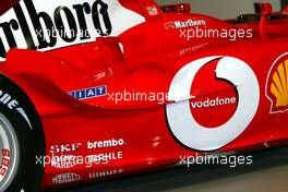 07.02.2003 Maranello, Italien, Ferrari, offizielle Formel1 Präsentation (Launch des F2003GA), Scuderia Ferrari Marlboro, in der neuen Logistik-Halle auf dem Gelände von Ferrari, TECHNIK FEATURE: Seitenflügel, hinten- (Februar, Mugello, Italy, Formel 1, F1, 2003)  c Copyright: Photos mit - xpb.cc - kennzeichnen, weitere Bilder auf der Bilddatenbank