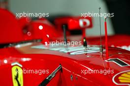 07.02.2003 Maranello, Italien, Ferrari, offizielle Formel1 Präsentation (Launch des F2003GA), Scuderia Ferrari Marlboro, in der neuen Logistik-Halle auf dem Gelände von Ferrari, TECHNIK FEATURE: Feature, Funktechnik, Antennen auf der Nase - (Februar, Mugello, Italy, Formel 1, F1, 2003)  c Copyright: Photos mit - xpb.cc - kennzeichnen, weitere Bilder auf der Bilddatenbank
