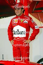 07.02.2003 Maranello, Italien, Ferrari, offizielle Formel1 Präsentation (Launch des F2003-GA), Scuderia Ferrari Marlboro, in der neuen Logistik-Halle auf dem Gelände von Ferrari, hier: der neue Testfahrer Felipe Massa, Portrait - (Februar, Mugello, Italy, Formel 1, F1, 2003)  c Copyright: Photos mit - xpb.cc - kennzeichnen, weitere Bilder auf der Bilddatenbank
