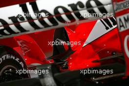 07.02.2003 Maranello, Italien, Ferrari, offizielle Formel1 Präsentation (Launch des F2003GA), Scuderia Ferrari Marlboro, in der neuen Logistik-Halle auf dem Gelände von Ferrari, TECHNIK FEATURE: Auspuff - (Februar, Mugello, Italy, Formel 1, F1, 2003)  c Copyright: Photos mit - xpb.cc - kennzeichnen, weitere Bilder auf der Bilddatenbank