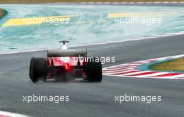 04.07.2003 Magny - Cours, Frankreich, F1, Freitag, Michael Schumacher (D, 01), Scuderia Ferrari Marlboro, F2003-GA, auf der Strecke (Track) - Magny - Cours, Circuit de Nevers, Formel 1 Grand Prix (GP) von Frankreich 2003, France, Nevers - Alle Bilder auf www.xpb.cc, eMail: info@xpb.cc - Abdruck ist honorarpflichtig. c Copyrightnachweis: xpb.cc