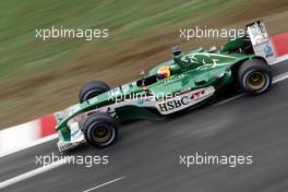 05.07.2003 Magny - Cours, Frankreich, F1, Samstag, Antonio Pizzonia (BR, 15), Jaguar Racing, R4, auf der Strecke (Track) - Magny - Cours, Circuit de Nevers, Formel 1 Grand Prix (GP) von Frankreich 2003, France, Nevers - Alle Bilder auf www.xpb.cc, eMail: info@xpb.cc - Abdruck ist honorarpflichtig. c Copyrightnachweis: xpb.cc