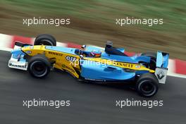 05.07.2003 Magny - Cours, Frankreich, F1, Samstag, Fernando Alonso (E, 08), Mild Seven Renault F1 Team, R23, auf der Strecke (Track) - Magny - Cours, Circuit de Nevers, Formel 1 Grand Prix (GP) von Frankreich 2003, France, Nevers - Alle Bilder auf www.xpb.cc, eMail: info@xpb.cc - Abdruck ist honorarpflichtig. c Copyrightnachweis: xpb.cc