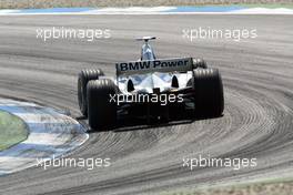 03.08.2003 Hockenheim, Deutschland, F1 am Hockenheimring, Rennen, Juan-Pablo Montoya (Juan Pablo, CO, 03), BMW WilliamsF1 Team, FW25, auf der Strecke (Track) - Sonntag, Formel 1 Grand Prix (GP), Großer Preis von Deutschland 2003 (Länge 4.574m, Baden Württemberg) - Alle Bilder auf www.xpb.cc, eMail: info@xpb.cc - Abdruck ist honorarpflichtig. c Copyrightnachweis: xpb.cc