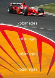 23.08.2003 Budapest, Ungarn, F1 in Budapest, Samstag, Michael Schumacher (D, 01), Scuderia Ferrari Marlboro, F2003-GA, auf der Strecke (Track) - Formel 1 Grand Prix (GP) von Ungarn 2003 (Hungaroring, Budapest) - Weitere Bilder auf www.xpb.cc, eMail: info@xpb.cc - Belegexemplare senden. Abdruck ist honorarpflichtig. c Copyrightnachweis: xpb.cc