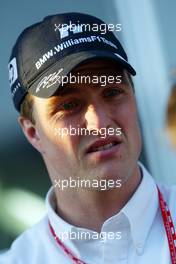 18.04.2003 Imola, San Marino, SM, Formel1, Freitag, Ralf Schumacher (D, BMW WilliamsF1) im Paddock Bereich, Portrait - (Imola, Autodromo Enzo e Dino Ferrari, 4,933 km - Grand Prix of San Marino 2003, Formel 1, F1)  - Weitere Bilder auf www.xpb.cc, eMail: info@xpb.cc - Belegexemplare senden. Abdruck ist honorarpflichtig. c Copyrightnachweis: xpb.cc