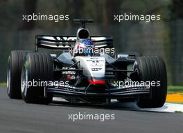 19.04.2003 Imola, San Marino, SM, Formel1, Samstag, Kimi Raikkonen, (Räikkönen, FIN, 06), West McLaren Mercedes, MP4-17D, auf der Strecke (Track) - (Imola, Autodromo Enzo e Dino Ferrari, 4,933 km - Grand Prix of San Marino 2003, Formel 1, F1)  - Weitere Bilder auf www.xpb.cc, eMail: info@xpb.cc - Belegexemplare senden. Abdruck ist honorarpflichtig. c Copyrightnachweis: xpb.cc