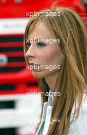 19.04.2003 Imola, San Marino, SM, Formel1, Samstag, Cora Schumacher im Paddock Bereich, Portrait - (Imola, Autodromo Enzo e Dino Ferrari, 4,933 km - Grand Prix of San Marino 2003, Formel 1, F1)  - Weitere Bilder auf www.xpb.cc, eMail: info@xpb.cc - Belegexemplare senden. Abdruck ist honorarpflichtig. c Copyrightnachweis: xpb.cc