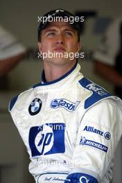 19.04.2003 Imola, San Marino, SM, Formel1, Samstag, Ralf Schumacher (D, 04), BMW WilliamsF1 Team, Box (Pit) - (Imola, Autodromo Enzo e Dino Ferrari, 4,933 km - Grand Prix of San Marino 2003, Formel 1, F1)  - Weitere Bilder auf www.xpb.cc, eMail: info@xpb.cc - Belegexemplare senden. Abdruck ist honorarpflichtig. c Copyrightnachweis: xpb.cc