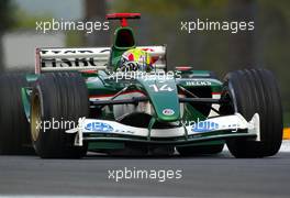 19.04.2003 Imola, San Marino, SM, Formel1, Samstag, Mark Webber (AUS, 14), Jaguar Racing, R4, auf der Strecke (Track) - (Imola, Autodromo Enzo e Dino Ferrari, 4,933 km - Grand Prix of San Marino 2003, Formel 1, F1)  - Weitere Bilder auf www.xpb.cc, eMail: info@xpb.cc - Belegexemplare senden. Abdruck ist honorarpflichtig. c Copyrightnachweis: xpb.cc