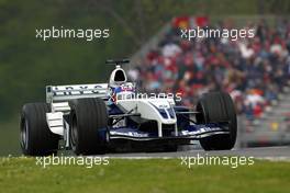 19.04.2003 Imola, San Marino, SM, Formel1, Samstag, Qualifying, Juan-Pablo Montoya (Juan Pablo, CO, 03), BMW WilliamsF1 Team, FW25, auf der Strecke (Track) - (Imola, Autodromo Enzo e Dino Ferrari, 4,933 km - Grand Prix of San Marino 2003, Formel 1, F1)  - Weitere Bilder auf www.xpb.cc, eMail: info@xpb.cc - Belegexemplare senden. Abdruck ist honorarpflichtig. c Copyrightnachweis: xpb.cc