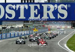 20.04.2003 Imola, San Marino, SM, Formel1, Sonntag (Ostern), Start zum GP vom San Marino, Ralf Schumacher (D, 04), BMW WilliamsF1 Team, FW25, auf der Strecke (Track) vor Michael Schumacher (D, Ferrari), Rubens Barrichello (BR, Ferrari), Juan-Pablo Montoya (CO, BMW WilliamsF1)  - (Rennen, Imola, Autodromo Enzo e Dino Ferrari, 4,933 km - Grand Prix of San Marino 2003, Formel 1, F1)  - Weitere Bilder auf www.xpb.cc, eMail: info@xpb.cc - Belegexemplare senden. Abdruck ist honorarpflichtig. c Copyrightnachweis: xpb.cc