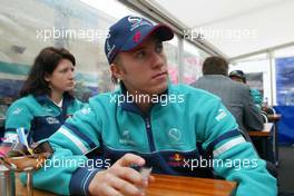 20.04.2003 Imola, San Marino, SM, Formel1, Sonntag (Ostern), Nick Heidfeld (D, Sauber) Portrait - (Imola, Autodromo Enzo e Dino Ferrari, 4,933 km - Grand Prix of San Marino 2003, Formel 1, F1)  - Weitere Bilder auf www.xpb.cc, eMail: info@xpb.cc - Belegexemplare senden. Abdruck ist honorarpflichtig. c Copyrightnachweis: xpb.cc