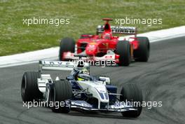 20.04.2003 Imola, San Marino, SM, Formel1, Sonntag (Ostern), Rennen, Ralf Schumacher (D, 04), BMW WilliamsF1 Team, FW25, auf der Strecke (Track) vor Michael Schumacher (D, 01), Scuderia Ferrari Marlboro, F2002) - (Imola, Autodromo Enzo e Dino Ferrari, 4,933 km - Grand Prix of San Marino 2003, Formel 1, F1)  - Weitere Bilder auf www.xpb.cc, eMail: info@xpb.cc - Belegexemplare senden. Abdruck ist honorarpflichtig. c Copyrightnachweis: xpb.cc