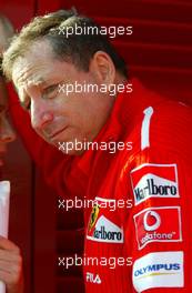 20.04.2003 Imola, San Marino, SM, Formel1, Sonntag (Ostern), Jean Todt (Ferrari, Teamchef, General Manager, GES), Portrait - (Imola, Autodromo Enzo e Dino Ferrari, 4,933 km - Grand Prix of San Marino 2003, Formel 1, F1)  - Weitere Bilder auf www.xpb.cc, eMail: info@xpb.cc - Belegexemplare senden. Abdruck ist honorarpflichtig. c Copyrightnachweis: xpb.cc