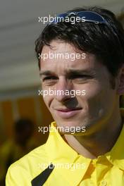 17.04.2003 Imola, San Marino, SM, Formel1, Donnerstag, Giancarlo Fisichella (I, Jordan Ford) Portrait im Paddock Bereich - (Imola, Autodromo Enzo e Dino Ferrari, 4,933 km - Grand Prix of San Marino 2003, Formel 1, F1)  - Weitere Bilder auf www.xpb.cc, eMail: info@xpb.cc - Belegexemplare senden. Abdruck ist honorarpflichtig. c Copyrightnachweis: xpb.cc