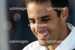 17.04.2003 Imola, San Marino, SM, Formel1, Donnerstag, Juan-Pablo Montoya (CO, BMW WilliamsF1)  Portrait - (Imola, Autodromo Enzo e Dino Ferrari, 4,933 km - Grand Prix of San Marino 2003, Formel 1, F1)  - Weitere Bilder auf www.xpb.cc, eMail: info@xpb.cc - Belegexemplare senden. Abdruck ist honorarpflichtig. c Copyrightnachweis: xpb.cc