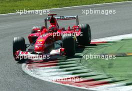 12.09.2003 Monza, Italien, F1 in Monza, Freitag, Michael Schumacher (D, 01), Scuderia Ferrari Marlboro, F2003-GA, auf der Strecke (Track) - Formel 1 Grand Prix (GP) von Italien 2003 (Autodromo Nazionale Monza, Italy) - Weitere Bilder auf www.xpb.cc, eMail: info@xpb.cc - Belegexemplare senden. Abdruck ist honorarpflichtig. c Copyrightnachweis: xpb.cc