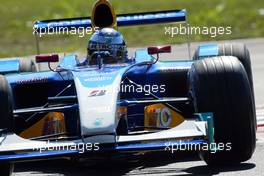 12.09.2003 Monza, Italien, F1 in Monza, Freitag, Nick Heidfeld (D, 09), Sauber Petronas, C22, auf der Strecke (Track) - Formel 1 Grand Prix (GP) von Italien 2003 (Autodromo Nazionale Monza, Italy) - Weitere Bilder auf www.xpb.cc, eMail: info@xpb.cc - Belegexemplare senden. Abdruck ist honorarpflichtig. c Copyrightnachweis: xpb.cc