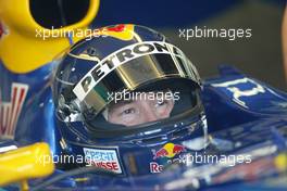 12.09.2003 Monza, Italien, F1 in Monza, Freitag, Heinz-Harald Frentzen (Heinz Harald, D, 10), Sauber Petronas, in der Box (Pit) - Formel 1 Grand Prix (GP) von Italien 2003 (Autodromo Nazionale Monza, Italy) - Weitere Bilder auf www.xpb.cc, eMail: info@xpb.cc - Belegexemplare senden. Abdruck ist honorarpflichtig. c Copyrightnachweis: xpb.cc