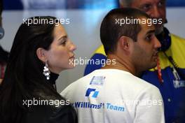 12.09.2003 Monza, Italien, F1 in Monza, Freitag, Juan-Pablo Montoya (CO, BMW WilliamsF1) und Connie Montoya (Ehefrau von Juan Pablo Montoya, BMW WilliamsF1) - Formel 1 Grand Prix (GP) von Italien 2003 (Autodromo Nazionale Monza, Italy) - Weitere Bilder auf www.xpb.cc, eMail: info@xpb.cc - Belegexemplare senden. Abdruck ist honorarpflichtig. c Copyrightnachweis: xpb.cc