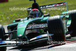 12.09.2003 Monza, Italien, F1 in Monza, Freitag, Justin Wilson (GB, 15), Jaguar Racing, R4, auf der Strecke (Track) - Formel 1 Grand Prix (GP) von Italien 2003 (Autodromo Nazionale Monza, Italy) - Weitere Bilder auf www.xpb.cc, eMail: info@xpb.cc - Belegexemplare senden. Abdruck ist honorarpflichtig. c Copyrightnachweis: xpb.cc