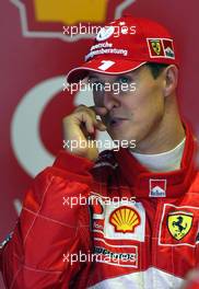 12.09.2003 Monza, Italien, F1 in Monza, Freitag, Michael Schumacher (D, 01), Scuderia Ferrari Marlboro, Portrait - Formel 1 Grand Prix (GP) von Italien 2003 (Autodromo Nazionale Monza, Italy) - Weitere Bilder auf www.xpb.cc, eMail: info@xpb.cc - Belegexemplare senden. Abdruck ist honorarpflichtig. c Copyrightnachweis: xpb.cc