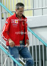 11.10.2003 Suzuka, Japan, F1 in Japan, Samstag, Michael Schumacher (D, Ferrari) Portrait - Formel 1 Grand Prix (GP) von Japan 2003 (Suzuka Race Circuit) - Weitere Bilder auf www.xpb.cc, eMail: info@xpb.cc - Belegexemplare senden. Abdruck ist honorarpflichtig. c Copyrightnachweis: xpb.cc