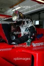 24.10.2003 Imola, Italien, Testfahrten der FIA F3000 in Imola, 24/25.10.2003, Matthias Lauda (his father is Niki Lauda) making his F3000 debut familiarised himself with the car during 27 Laps on Friday in damp conditions for the ARDEN Motorsport Team  - (Imola, Autodromo Enzo e Dino Ferrari, 4,933 km) - Weitere Bilder auf www.xpb.cc, eMail: info@xpb.cc - Belegexemplare senden. Abdruck ist honorarpflichtig. c Copyrightnachweis:  photo4 / xpb.cc - LEGAL NOTICE: THIS PICTURE IS NOT FOR ITALY PRINT USE, KEINE PRINT BILDNUTZUNG IN ITALIEN!