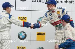 25.05.2003 Nürburg, Deutschland, Podium, Sebastian Vettel (GER), Eifelland Racing (2nd), and Maximilian Götz (GER), Mücke Motorsport (1st), congratulate each other - Formel BMW ADAC Meisterschaft 2003 in Nürburg, Grand-Prix-Kurs des Nürburgring (Formel BMW ADAC Meisterschaft)  - Weitere Bilder auf www.xpb.cc, eMail: info@xpb.cc - Belegexemplare senden. c Copyright: Kennzeichnung mit: Miltenburg / xpb.cc