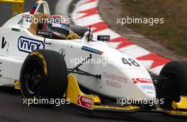 09.08.2003 Zandvoort, Die Niederlande, Ernesto Vito (VEN), Fortec Motorsport, Dallara F302/3 Renault-Sodemo - Marlboro Masters of Formula 3 (2003) in Zandvoort, Circuit Park Zandvoort (Formel 3)  - Weitere Bilder auf www.xpb.cc, eMail: info@xpb.cc - Belegexemplare senden. c Copyright: Kennzeichnung mit: Miltenburg / xpb.cc