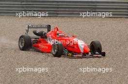 09.08.2003 Zandvoort, Die Niederlande, Sakon Yamamoto (JPN), Superfund TME, Dallara F303 Toyota-Toms, going off-track - Marlboro Masters of Formula 3 (2003) in Zandvoort, Circuit Park Zandvoort (Formel 3)  - Weitere Bilder auf www.xpb.cc, eMail: info@xpb.cc - Belegexemplare senden. c Copyright: Kennzeichnung mit: Miltenburg / xpb.cc