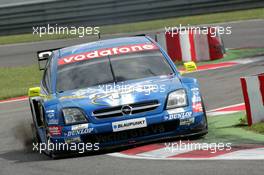14.05.2004 Adria, Italy,  DTM, Friday, Manuel Reuter (GER), OPC Team Holzer, Opel Vectra GTS V8, smoking a lot when going on the throttle - DTM Season 2004 at Adria International Raceway (Deutsche Tourenwagen Masters, Italy)