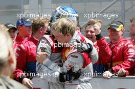 02.05.2004 Estoril, Portugal,  DTM, Sunday, Mattias Ekström (SWE), Audi Sport Team Abt, Portrait (2nd, left) and Martin Tomczyk (GER), Audi Sport Team Abt, Portrait (3rd, right), congratulate each other with a great race - DTM Season 2004 at Circuito do Estoril (Deutsche Tourenwagen Masters, Portugal)