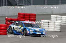 04.06.2004 Klettwitz, Germany,  DTM, Friday, Manuel Reuter (GER), OPC Team Holzer, Opel Vectra GTS V8, taking a D-tour over a part of the oval after missing a corner - DTM Season 2004 at Lausitzring (Deutsche Tourenwagen Masters)