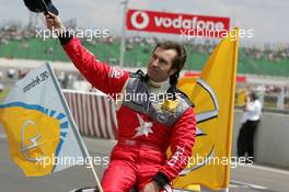 06.06.2004 Klettwitz, Germany,  DTM, Sunday, Grid, before the race, Heinz-Harald Frentzen (GER), OPC Team Holzer, Opel Vectra GTS V8, was stil optimistic but his race ended early in the first corner - DTM Season 2004 at Lausitzring (Deutsche Tourenwagen Masters)