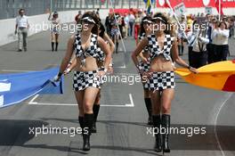 06.06.2004 Klettwitz, Germany,  DTM, Sunday, Grid girls - DTM Season 2004 at Lausitzring (Deutsche Tourenwagen Masters)