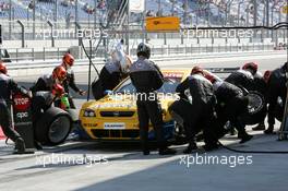 06.06.2004 Klettwitz, Germany,  DTM, Sunday, Pitstop of Jeroen Bleekemolen (NED), OPC Euroteam, Opel Astra V8 Coupé - DTM Season 2004 at Lausitzring (Deutsche Tourenwagen Masters)