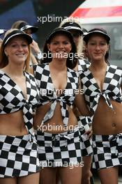 06.06.2004 Klettwitz, Germany,  DTM, Sunday, Grid girls - DTM Season 2004 at Lausitzring (Deutsche Tourenwagen Masters)