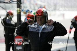 06.06.2004 Klettwitz, Germany,  DTM, Sunday, Gabriele Seresina (ITA), Team Principal OPC Euroteam, participating himself in the pitstop of Jeroen Bleekemolen (NED), OPC Euroteam, Opel Astra V8 Coupé - DTM Season 2004 at Lausitzring (Deutsche Tourenwagen Masters)