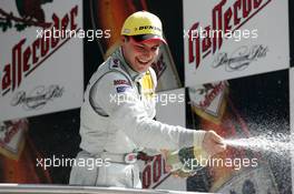 06.06.2004 Klettwitz, Germany,  DTM, Sunday, Gary Paffett (GBR), C-Klasse AMG-Mercedes, Portrait (1st), spraying champaign - DTM Season 2004 at Lausitzring (Deutsche Tourenwagen Masters)